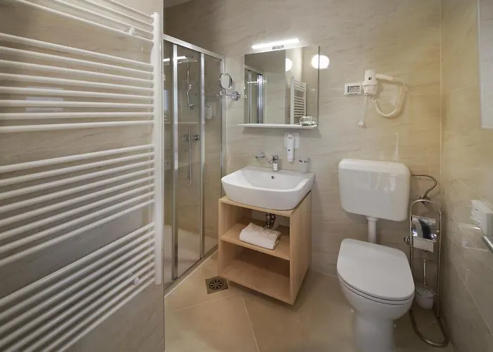 Hotel Cedra - & Adria